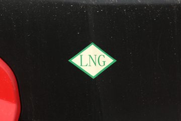  ʨH6 560 6X4 LNGԶǣ(Һ)(CQ4257SZ384S)ͼƬ