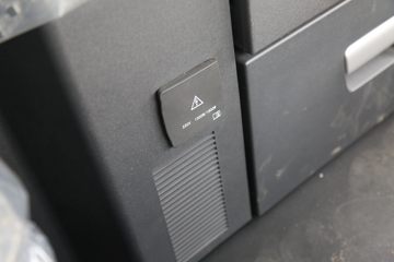 �������� ��ʨH6 560���� 6X4 LNG�Զ���ǣ����(Һ��)(CQ4257SZ384S)ͼƬ