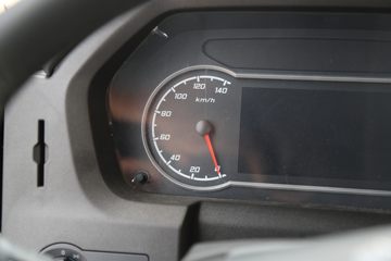 �������� ��ʨH6 560���� 6X4 LNG�Զ���ǣ����(Һ��)(CQ4257SZ384S)ͼƬ