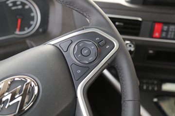 �������� ��ʨH6 560���� 6X4 LNG�Զ���ǣ����(Һ��)(CQ4257SZ384S)ͼƬ