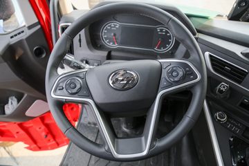 �������� ��ʨH6 560���� 6X4 LNG�Զ���ǣ����(Һ��)(CQ4257SZ384S)ͼƬ