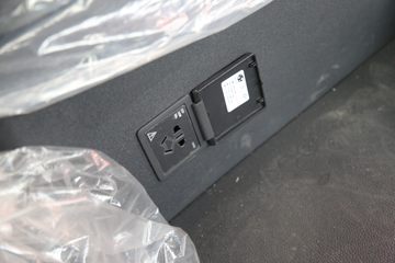 �������� �ܱ�H6 300���� 4X2 6.8�ײ�դʽ�ػ���(��ʿ��10��)(CQ5187CCYEY08521J)ͼƬ