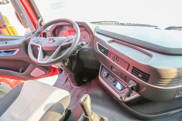 �������� �ܱ�H6 300���� 4X2 6.8�ײ�դʽ�ػ���(��ʿ��10��)(CQ5187CCYEY08521J)ͼƬ