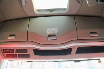 �������� �ܱ�H6 300���� 4X2 6.8�ײ�դʽ�ػ���(��ʿ��10��)(CQ5187CCYEY08521J)ͼƬ