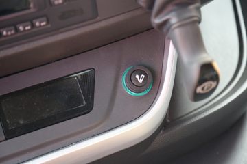 �������� �ܱ�H6 300���� 4X2 6.8�ײ�դʽ�ػ���(��ʿ��10��)(CQ5187CCYEY08521J)ͼƬ