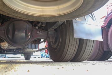 �������� �ܱ�H6 300���� 4X2 6.8�ײ�դʽ�ػ���(��ʿ��10��)(CQ5187CCYEY08521J)ͼƬ