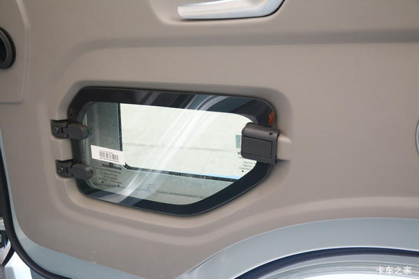 统帅PRO-X8 190马力载货车限时促销中 优惠0.3万 统帅PRO-X8 190马力载货车限时促销中 优惠0.3万