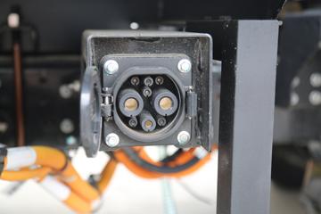 Զ�� ����V5E ��׼�� 4.3T 3.82�׵�����ʽ���綯��س�(ZB5040XLCBEVVDD2)66.84kWhͼƬ