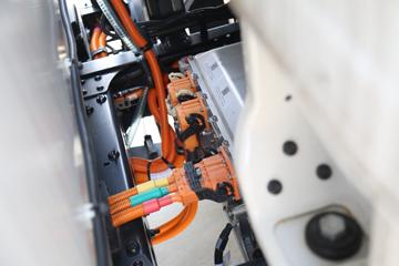 Զ�� ����H8E 2023�� ���˰� 4.5T 4.02�׵��Ŵ��綯��س�100.46kWhͼƬ