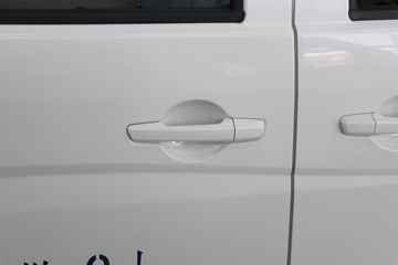 ������Խ ��Խ��V7EV ������ 2.5T 6�� 4.8�״��綯����;���ó�(�Կ���)41.86kWhͼƬ
