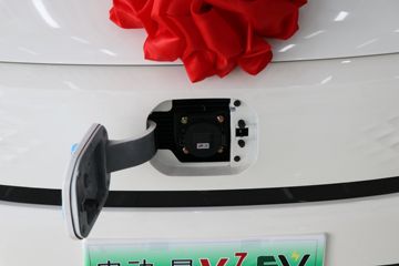 ������Խ ��Խ��V7EV ������ 2.5T 6�� 4.8�״��綯����;���ó�(�Կ���)41.86kWhͼƬ