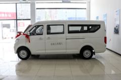 长安跨越 跨越星V7EV 舒适型 2.5T 6座 4.8米纯电动多用途乘用车(对开门)41.86kWh