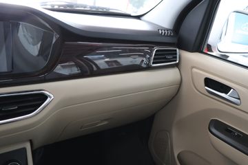 ������Խ ��Խ��V5 ������ 2.5T 6�� 4.495�״��綯����;���ó�41.86kWhͼƬ