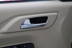 长安跨越 跨越星V5 豪华版 2.5T 6座 4.495米纯电动多用途乘用车41.86kWh