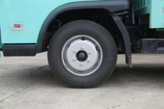 福田 奥铃M卡 2.0L 127马力 CNG 3.815米单排仓栅式小卡