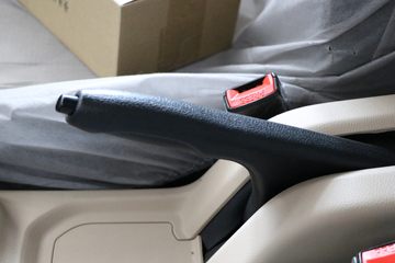 ������Խ ��Խ��V7 2.7T 2�� 4.8�״��綯��ʽ���䳵(�Կ���)38.64kWhͼƬ