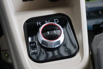 ������Խ ��Խ��V7 2.7T 2�� 4.8�״��綯��ʽ���䳵(�Կ���)38.64kWhͼƬ