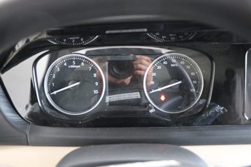 ������Խ ��Խ��V7 2.7T 2�� 4.8�״��綯��ʽ���䳵(�Կ���)38.64kWhͼƬ