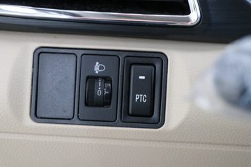 ������Խ ��Խ��V7 2.7T 2�� 4.8�״��綯��ʽ���䳵(�Կ���)38.64kWhͼƬ