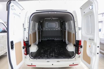 ������Խ ��Խ��V7 2.7T 2�� 4.8�״��綯��ʽ���䳵(�Կ���)38.64kWhͼƬ