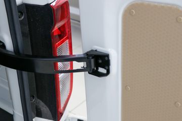 ������Խ ��Խ��V7 2.7T 2�� 4.8�״��綯��ʽ���䳵(�Կ���)38.64kWhͼƬ