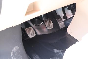 ������Խ ��Խ��V5 ������ 105���� CNG 6�������ͼƬ