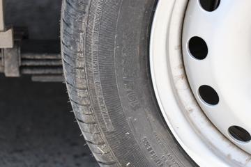 ������Խ ��Խ��V5 ������ 105���� CNG 6�������ͼƬ