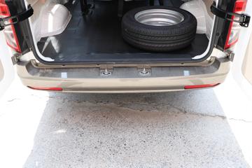 ������Խ ��Խ��V5 ������ 105���� CNG 6�������ͼƬ