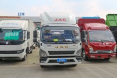 江淮领跑L9 2.5L柴油 160马力 江淮6档 气刹 3.85米排半栏板轻卡