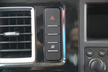 ���� ����L6 3.0L 129���� CNG 4.15�׵�����ʽ�ῨͼƬ