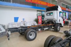 陕汽商用车 智云E2 4.5T 4.2米单排纯电动厢式轻卡(气刹)(SX5045XXYBEV341N)100.46kWh