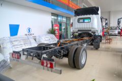 陕汽商用车 智云E2 4.5T 4.2米单排纯电动厢式轻卡(气刹)(SX5045XXYBEV341N)100.46kWh