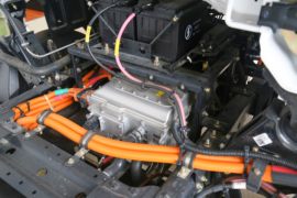 智云E2&nbsp;电动载货车底盘图片