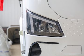 �������ó� ����S300 4.5T 4.2�׵��Ŵ��綯��ʽ�Ῠ(��ɲ)100.46kWhͼƬ