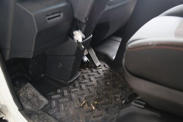 �������ó� ����S300 4.5T 4.2�׵��Ŵ��綯��ʽ�Ῠ(��ɲ)100.46kWhͼƬ