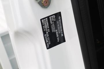 ������Խ��D5EV 3.8T 3.75�׵��Ŵ��綯����΢��55.7kWhͼƬ