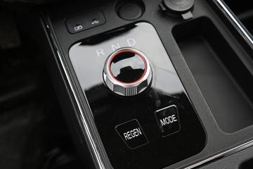 ������Խ��D5EV 3.8T 3.75�׵��Ŵ��綯����΢��55.7kWhͼƬ