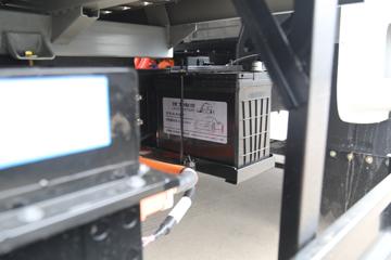 ������Խ��D5EV 3.8T 3.75�׵��Ŵ��綯����΢��55.7kWhͼƬ