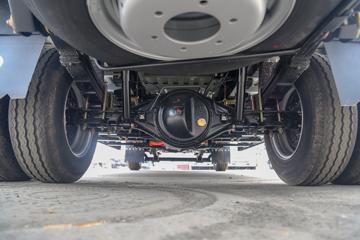 ������Խ��D5EV 3.8T 3.75�׵��Ŵ��綯����΢��55.7kWhͼƬ