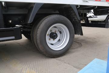 ������Խ��D5EV 3.8T 3.75�׵��Ŵ��綯����΢��55.7kWhͼƬ