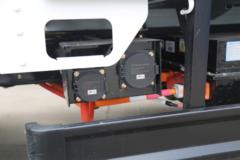 长安跨越者D5EV 3.8T 3.75米单排纯电动栏板微卡(SC1040UFD61BEV)55.7kWh