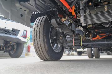 ������Խ��D5EV 3.8T 3.75�׵��Ŵ��綯����΢��55.7kWhͼƬ