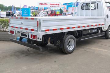 ������Խ��D5EV 3.8T 3.75�׵��Ŵ��綯����΢��55.7kWhͼƬ