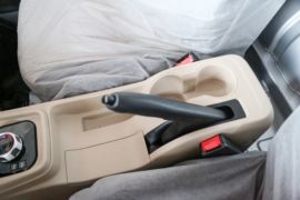 跨越王X3 PLUS EV 电动载货车内饰图片