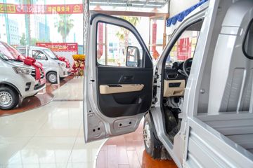 ������Խ��X3 PLUS EV 3.7T 3.6�׵��Ŵ��綯����΢��55.7kWhͼƬ