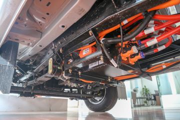 ������Խ��X3 PLUS EV 3.7T 3.6�׵��Ŵ��綯����΢��55.7kWhͼƬ