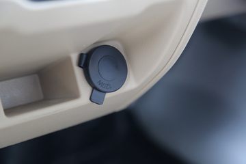 ������Խ��X1EV 2.84T 2.97�״��綯��س�(SC5031XLCXDD65BEV)41.86kWhͼƬ