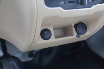 ������Խ��X1EV 2.84T 2.97�״��綯��س�(SC5031XLCXDD65BEV)41.86kWhͼƬ