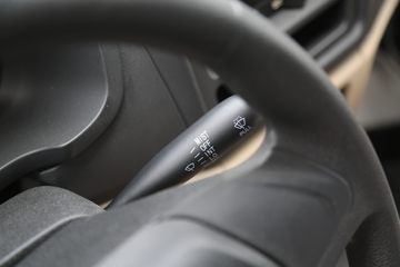 ������Խ��X1EV 2.84T 2.97�״��綯��س�(SC5031XLCXDD65BEV)41.86kWhͼƬ