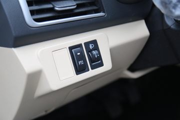 ������Խ��X1EV 2.84T 2.97�״��綯��س�(SC5031XLCXDD65BEV)41.86kWhͼƬ